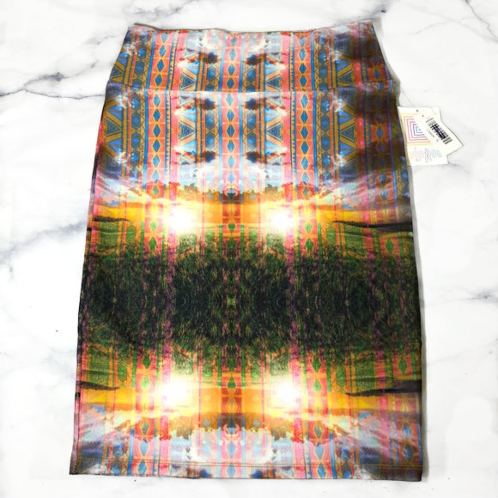 Lularoe Cassie Sunburst Geometric Design Skirt